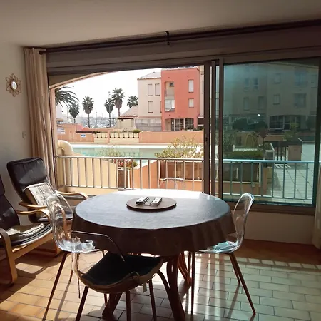 아파트 Port Richelieu, T3, 4-6 Couchages, Piscine